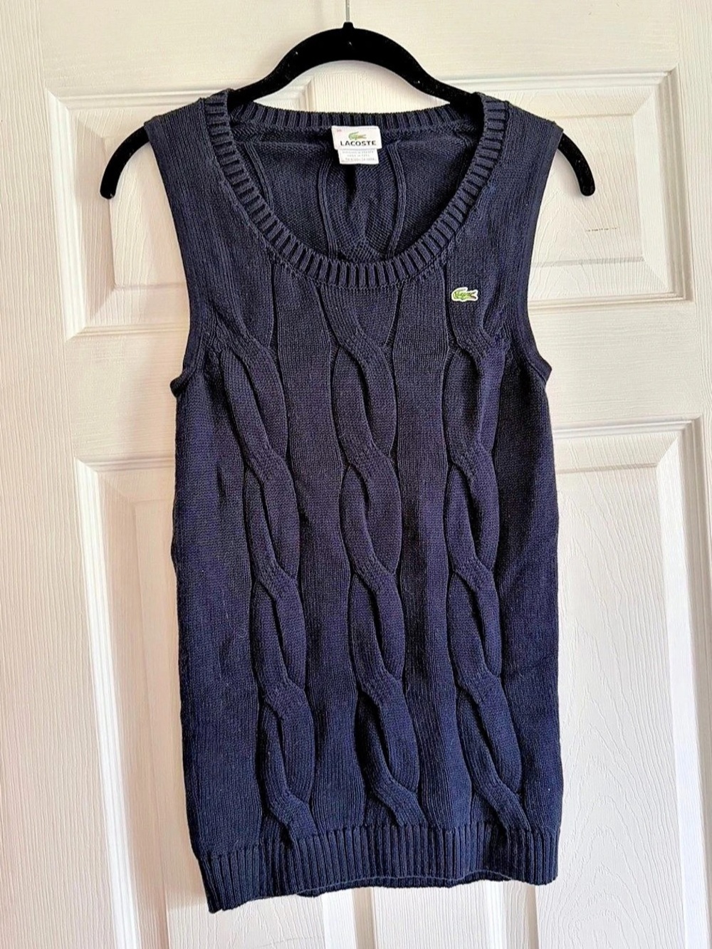 Lacoste Navy Blue Women’s Sleeveless Sweater 38 France